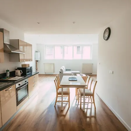 Lumineux Et Calme Sur La Route Des Vins アパート