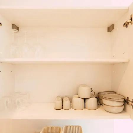 Lumineux Et Calme Sur La Route Des Vins